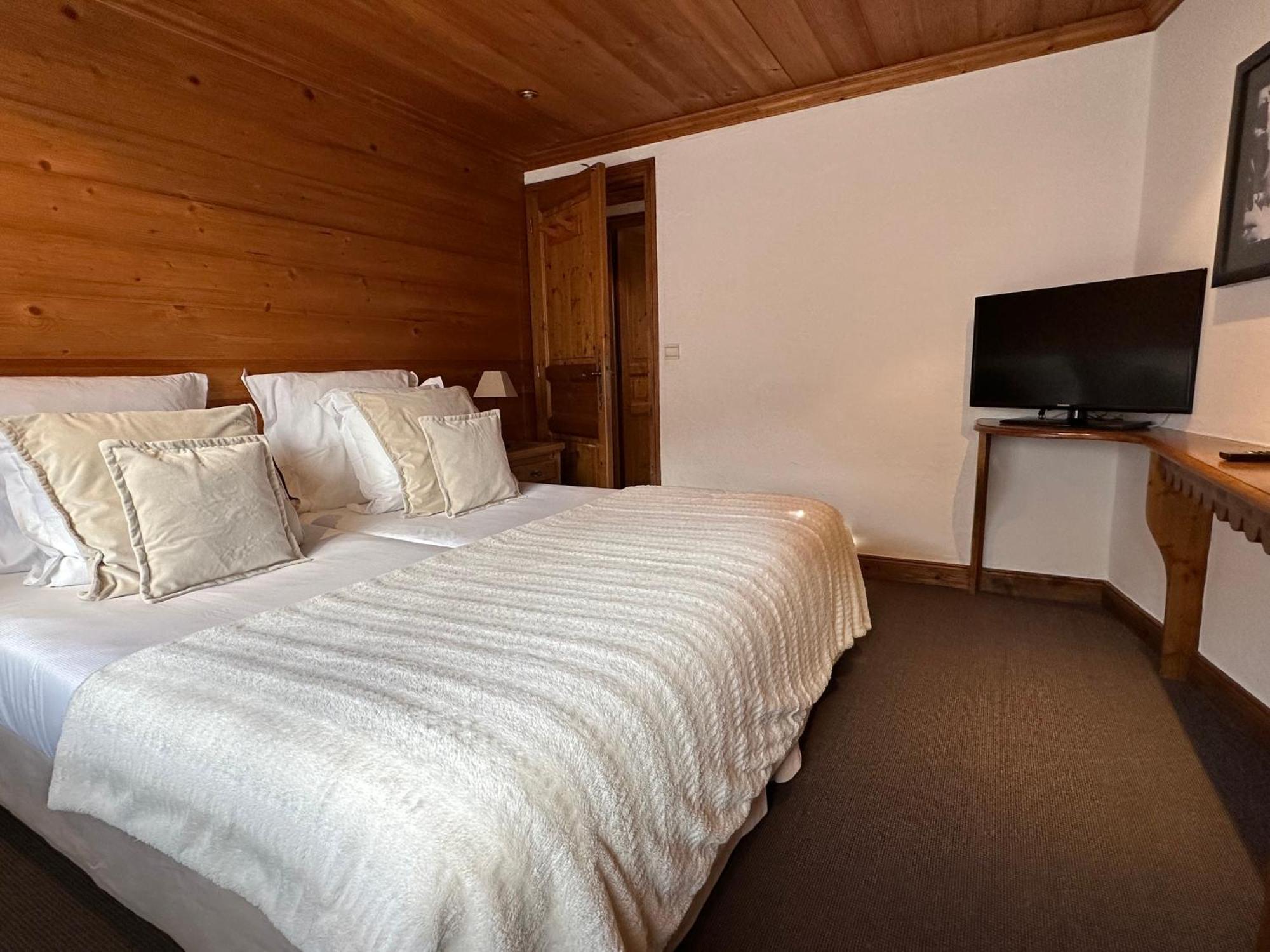 Hotel Les Peupliers Courchevel Dış mekan fotoğraf
